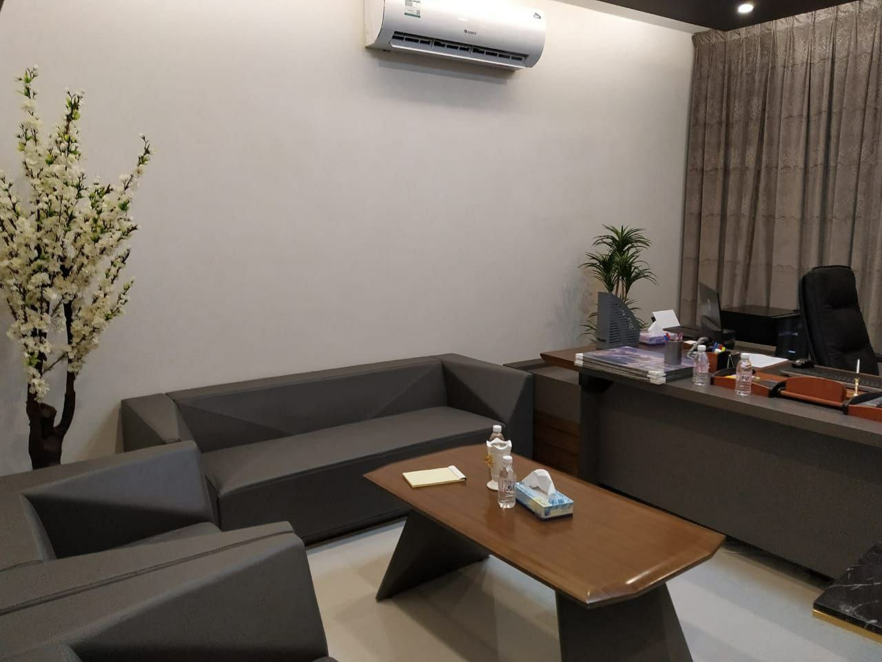 Al Kholood Polyclinic - Image 4